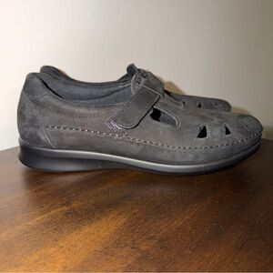 SAS Tripad Comfort Adjustable Black Suede Shoes 9 N Womens EUC
